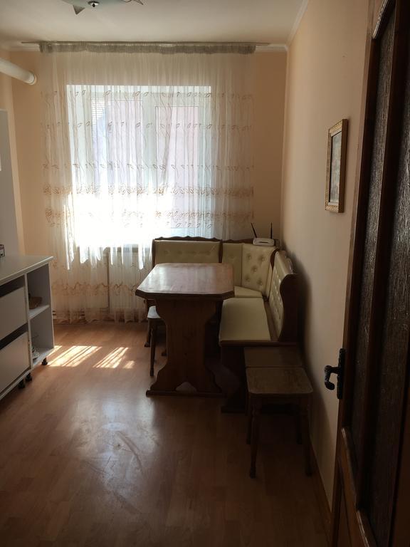 Galytska Apartment Ivano-Frankivszk Kültér fotó